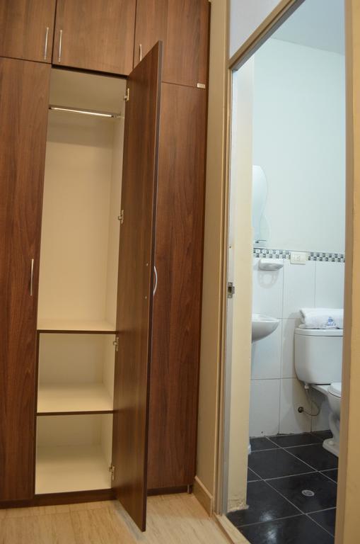 Julia'S Hotel Κούζκο Δωμάτιο φωτογραφία