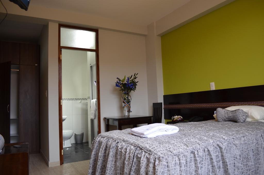 Julia'S Hotel Κούζκο Δωμάτιο φωτογραφία